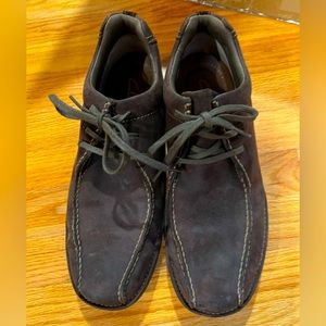 Mens Clark’s size 9 brown shoes